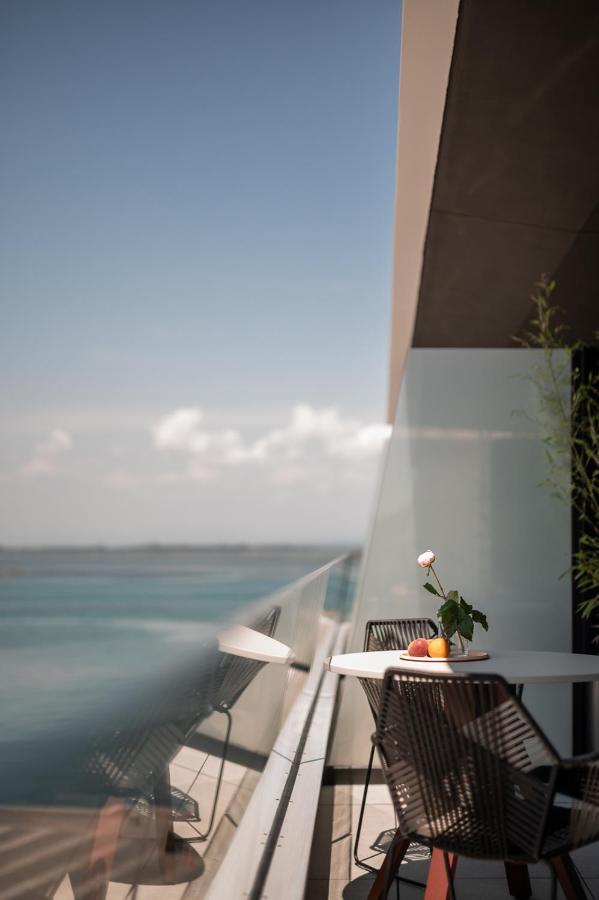 Laguna Faro Suites - Adults Only Grado Esterno foto