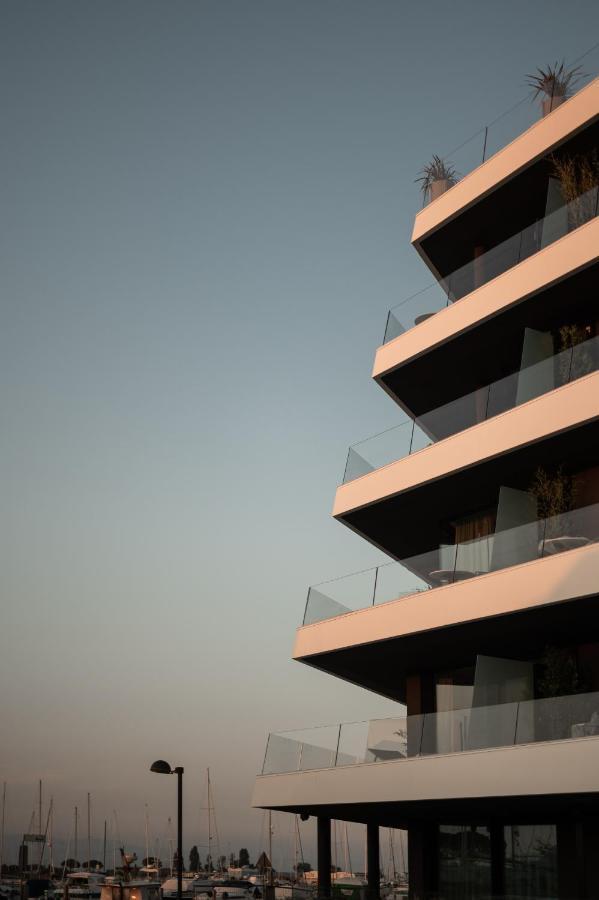 Laguna Faro Suites - Adults Only Grado Esterno foto