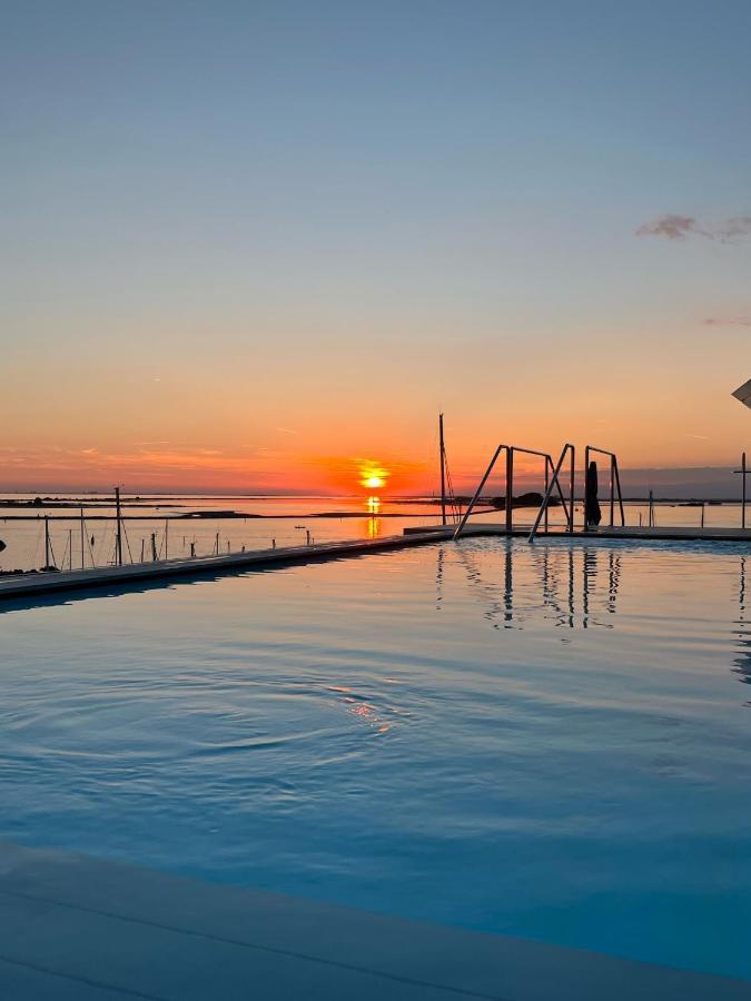 Laguna Faro Suites - Adults Only Grado Esterno foto