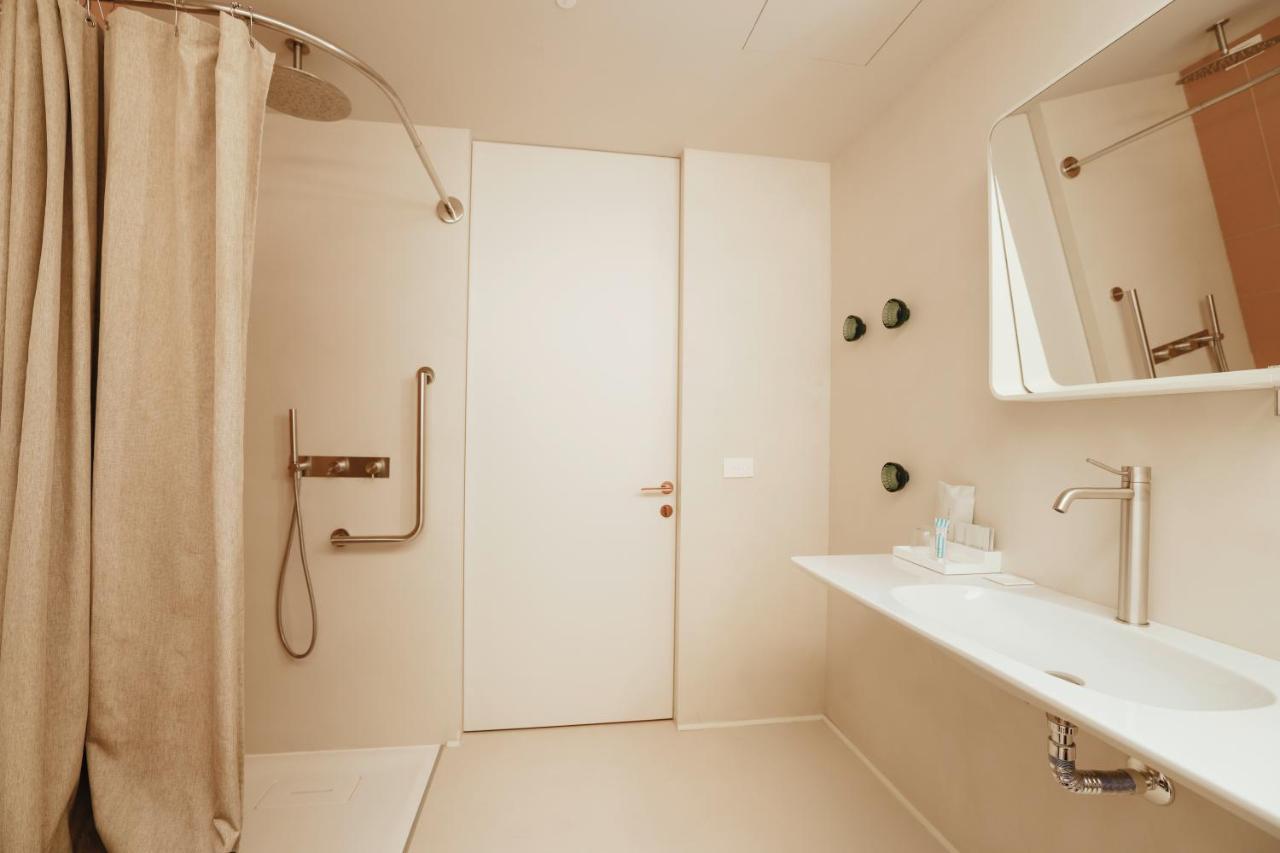 Laguna Faro Suites - Adults Only Grado Esterno foto